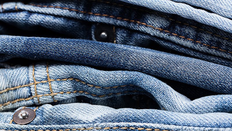 Máy may quần jean