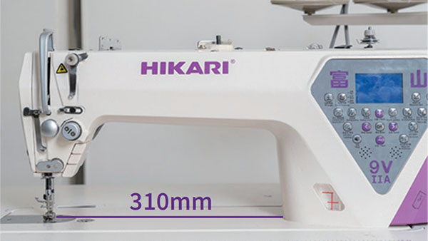 Bàn thao tác lớn